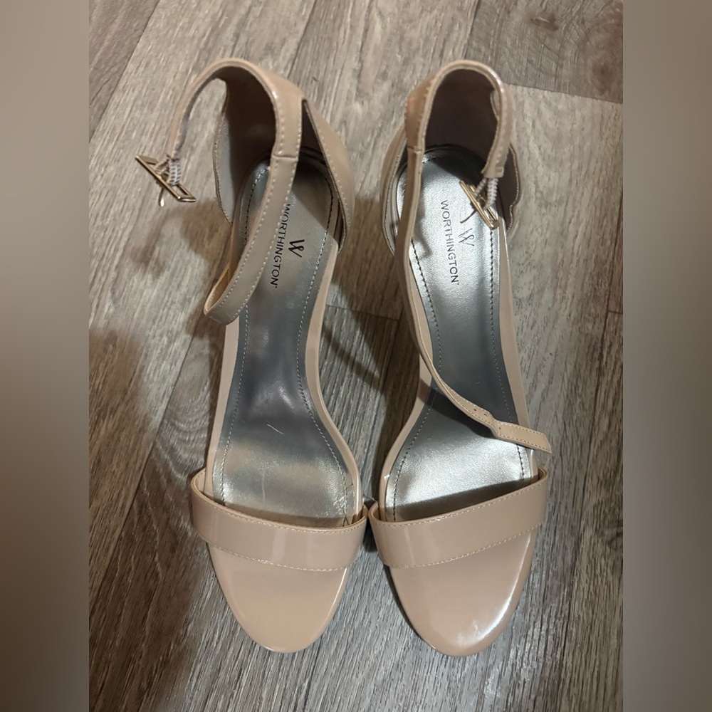 Worthington Nude Patent Heels 9.5M Ankle Strap Stiletto Sandals Classic Neutral